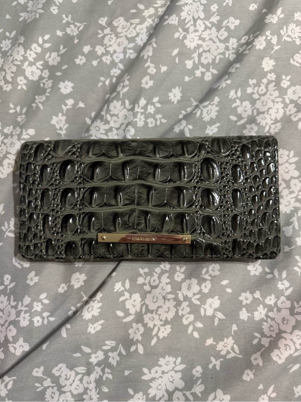 Brahmin Ady wallet gray